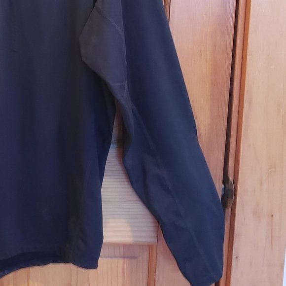 Kirkland Signature Men's Quarter Zip Sweatshirt - Picture 4 of 12